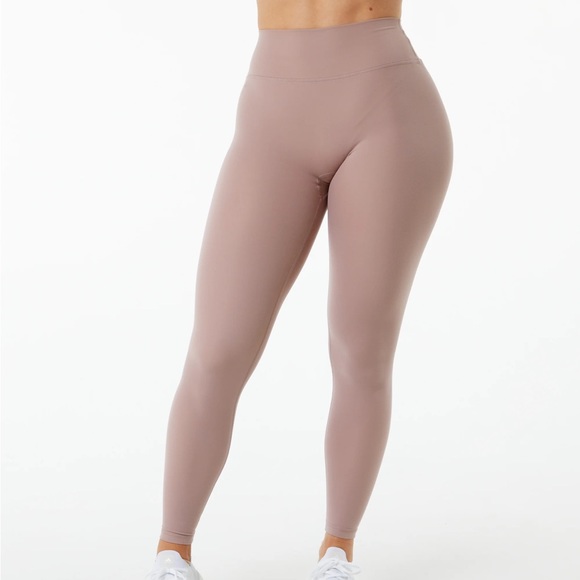 Alphalete Pants & Jumpsuits Nwt Alphalete Alphalux Wonder Leggings Passive Purple Size Small